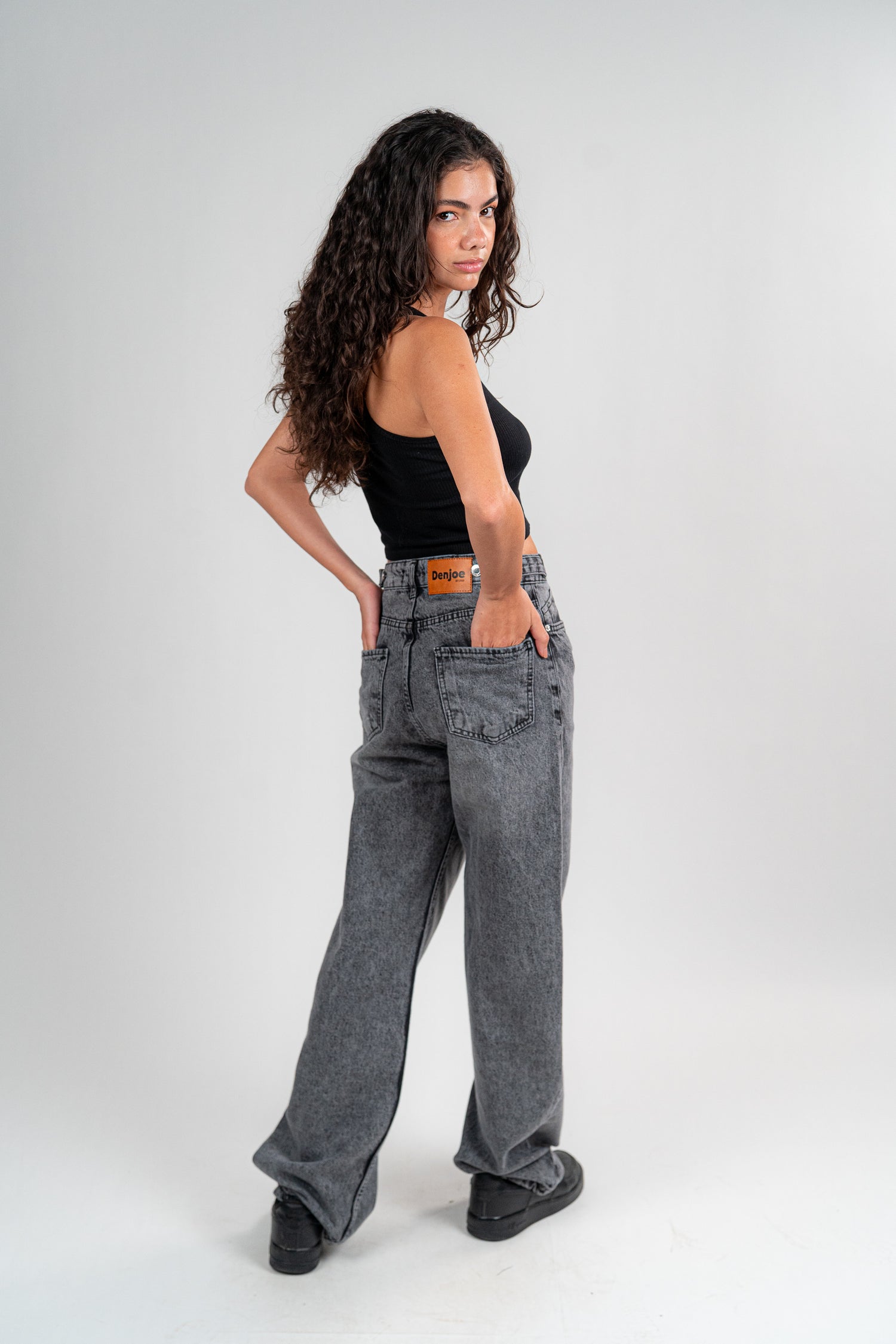 Denjoe Fadded Baggy Jeans Unisex