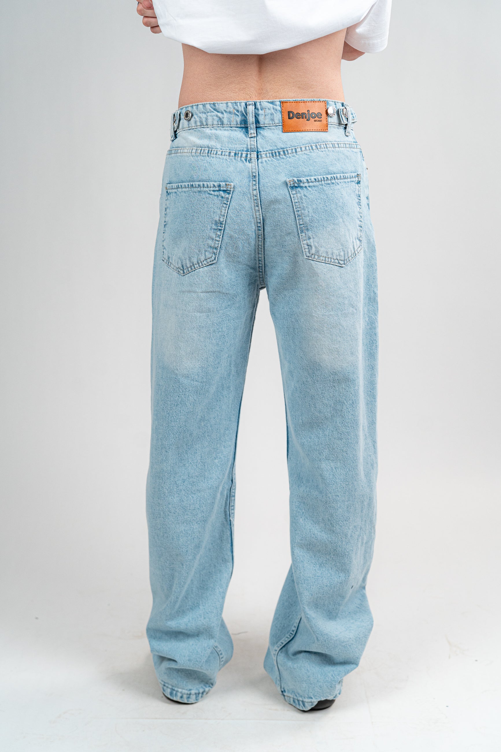 Denjoe Fadded Baggy Jeans Unisex