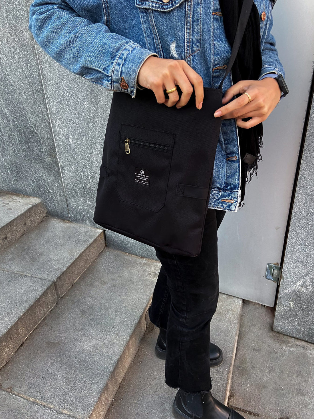 Helio Mongow Cross Bag