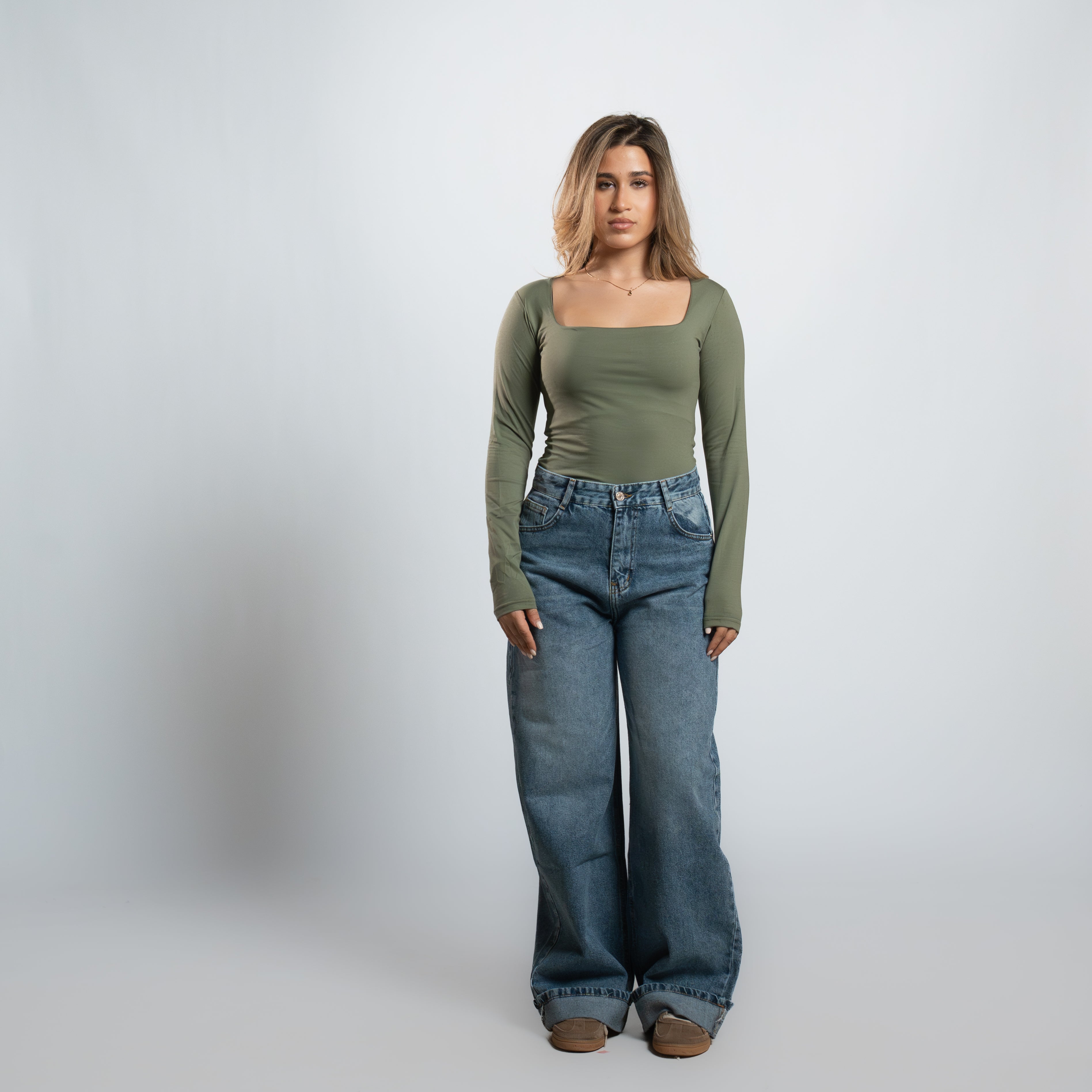 Seemly Long Sleeve Square