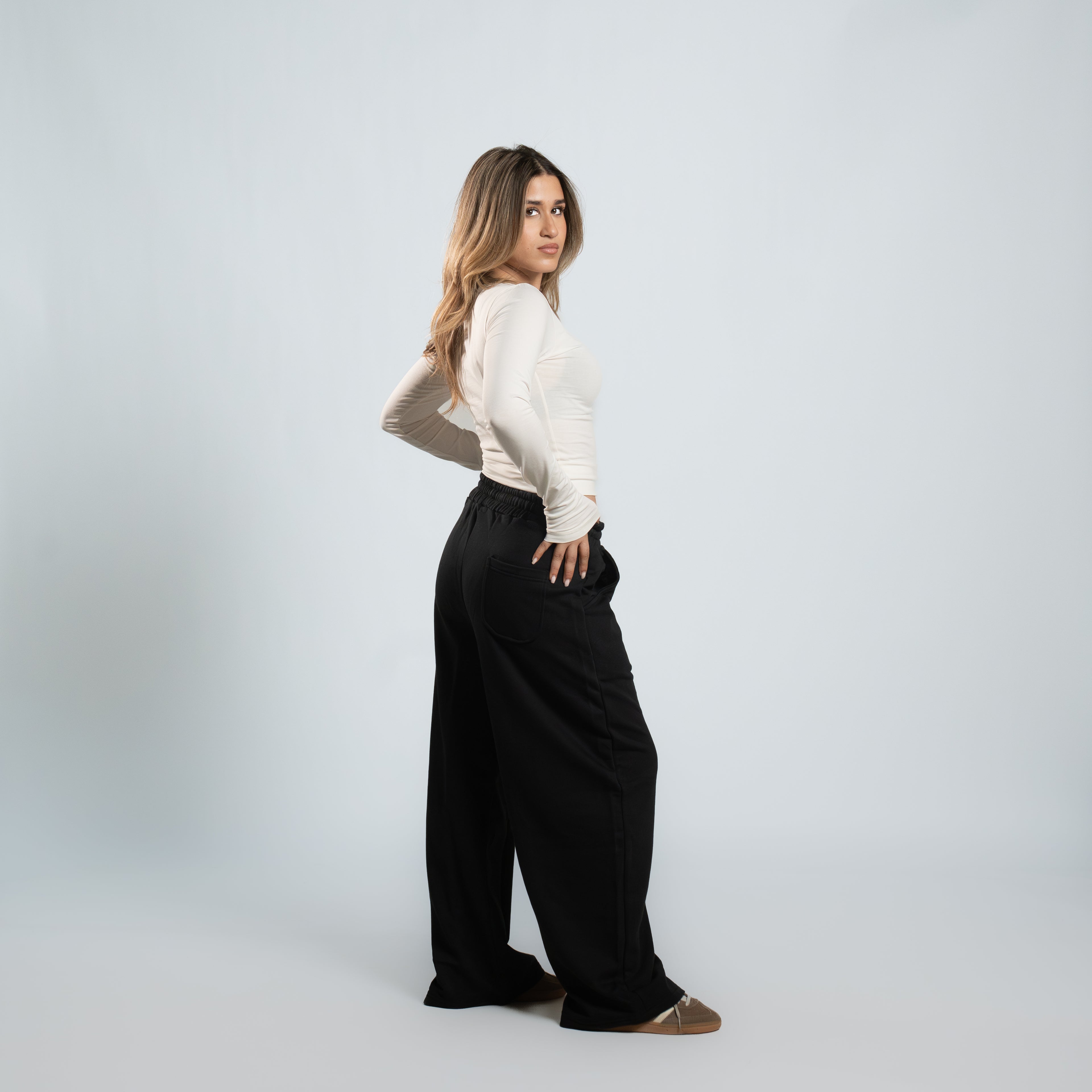 Versattire Wide Leg Pants