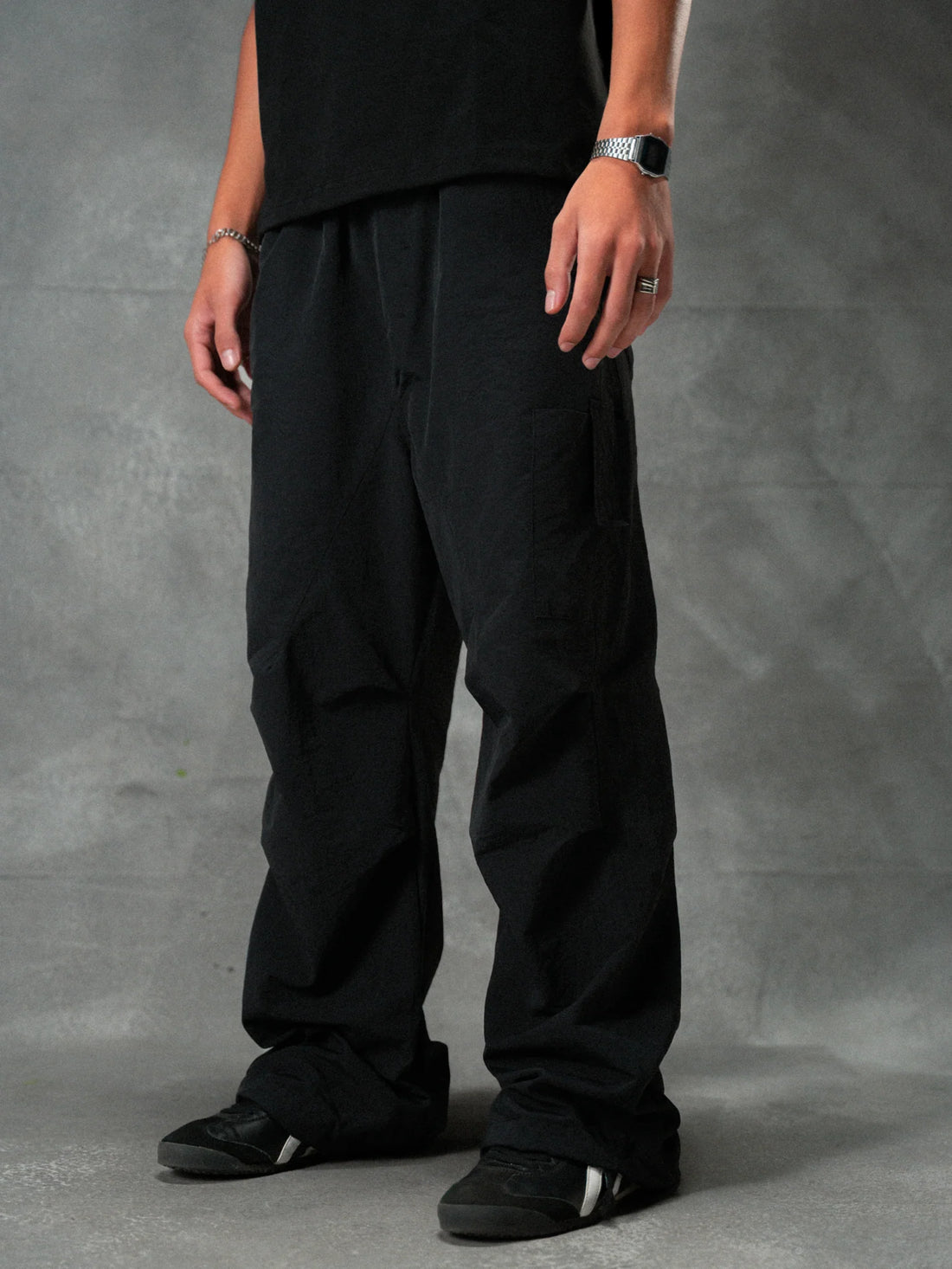 By Everland New Parachute Pants