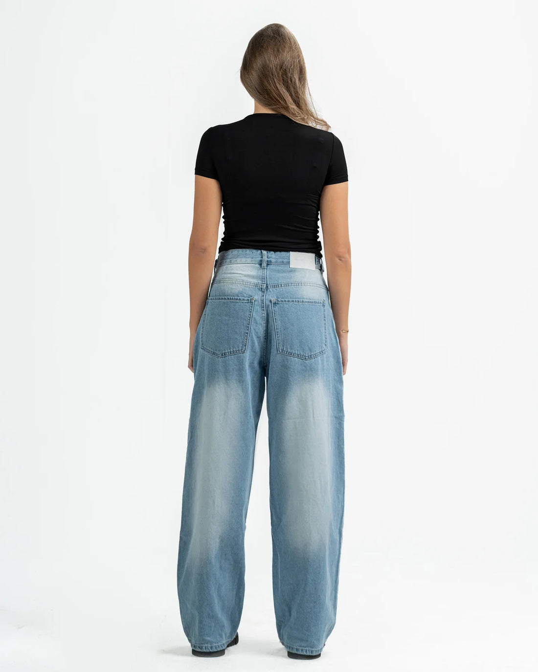 STRAIGHT LEG ICE BLUE