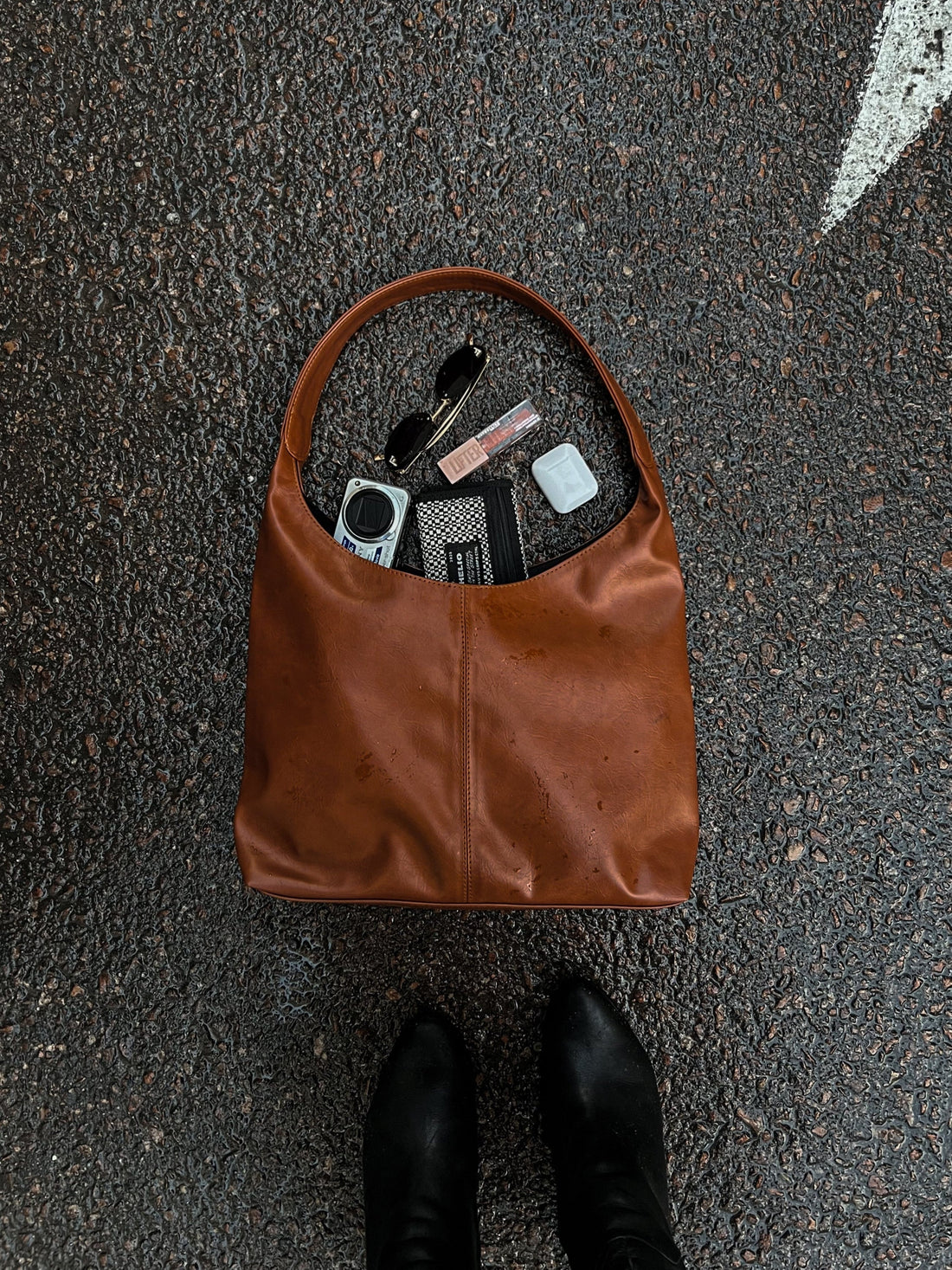Helio Hobo Leather Bag