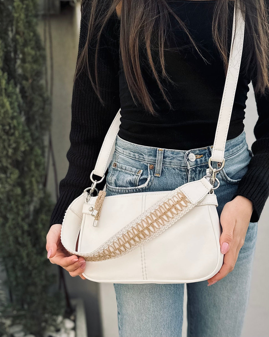 Deeda Jameela Baguette Cross Body Bag