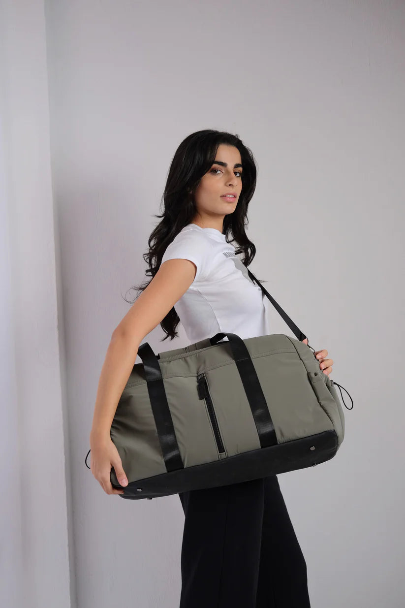 Zuri Luna duffle bag