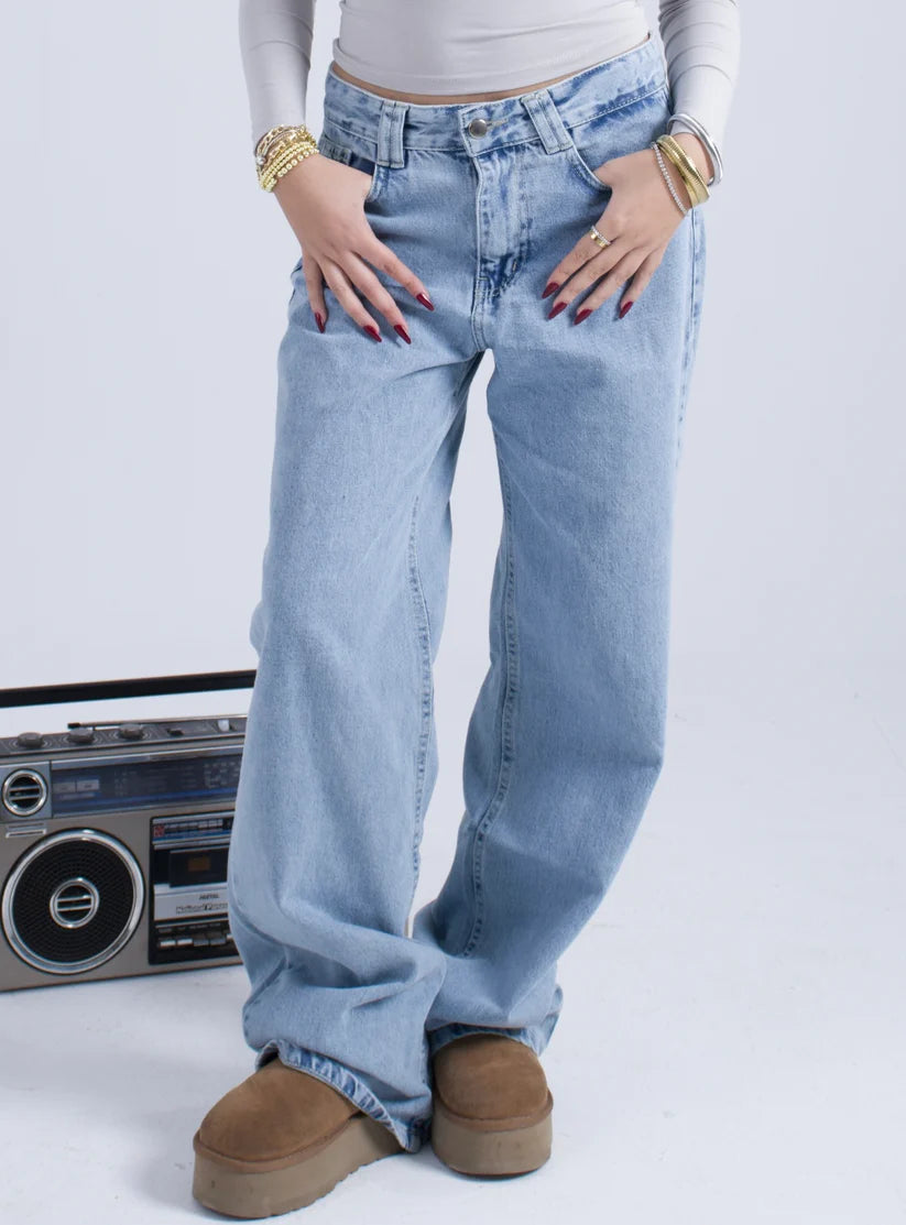 Frenchee Straight Fit