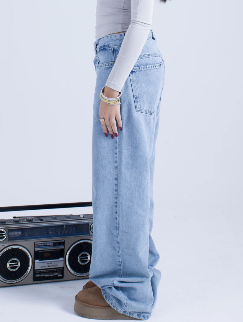 Frenchee Straight Fit