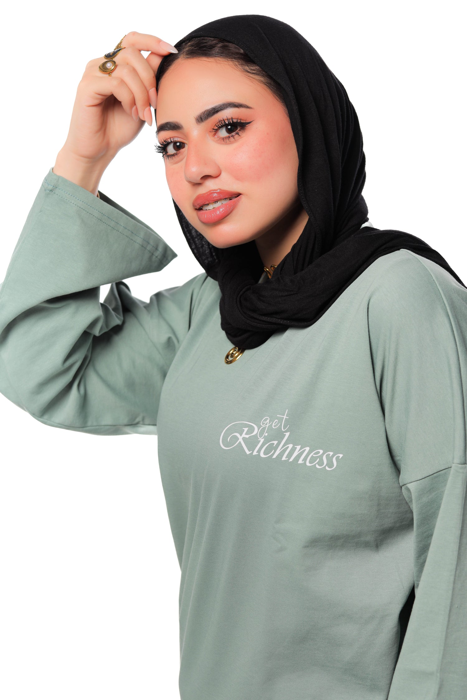 Richness Tee For Hijabey