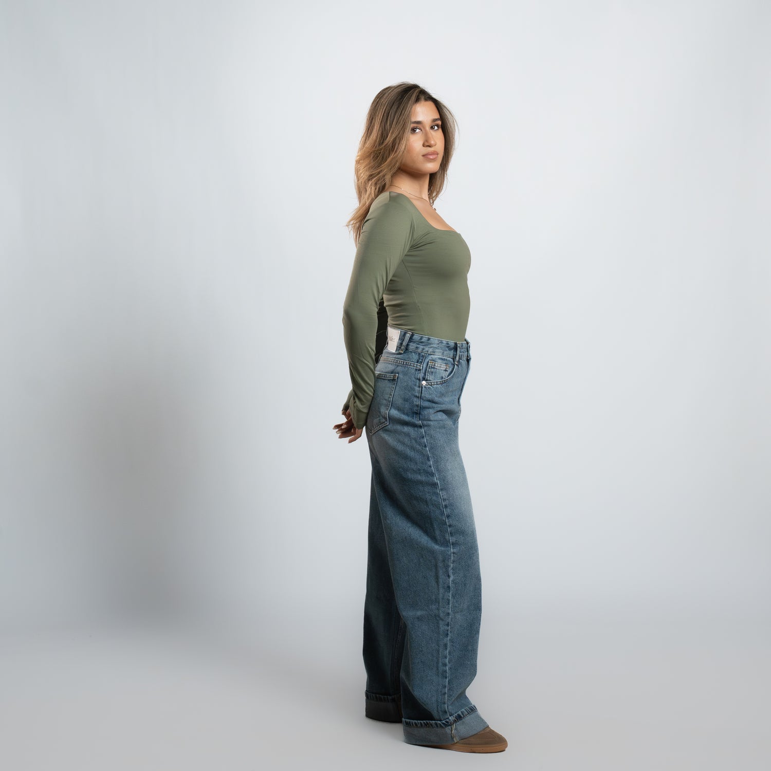 Seemly Long Sleeve Square