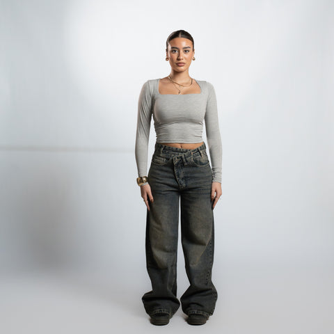Seemly Long Sleeve Square