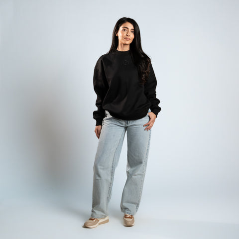 Antikka Crewneck