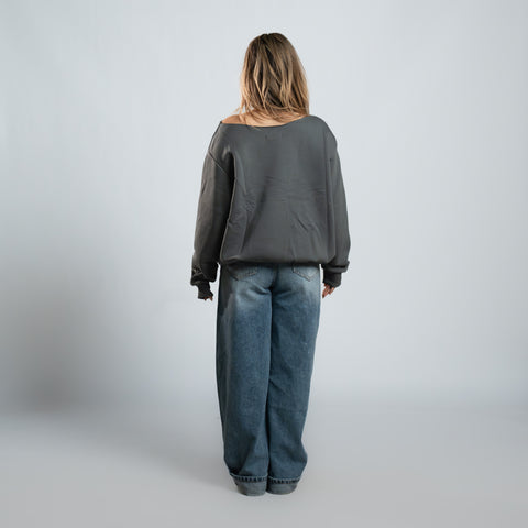 Yonyo Off-Shoulder Sweater