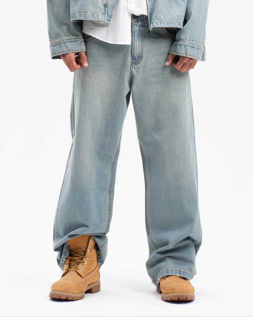 Navy Wide leg jeans/Men