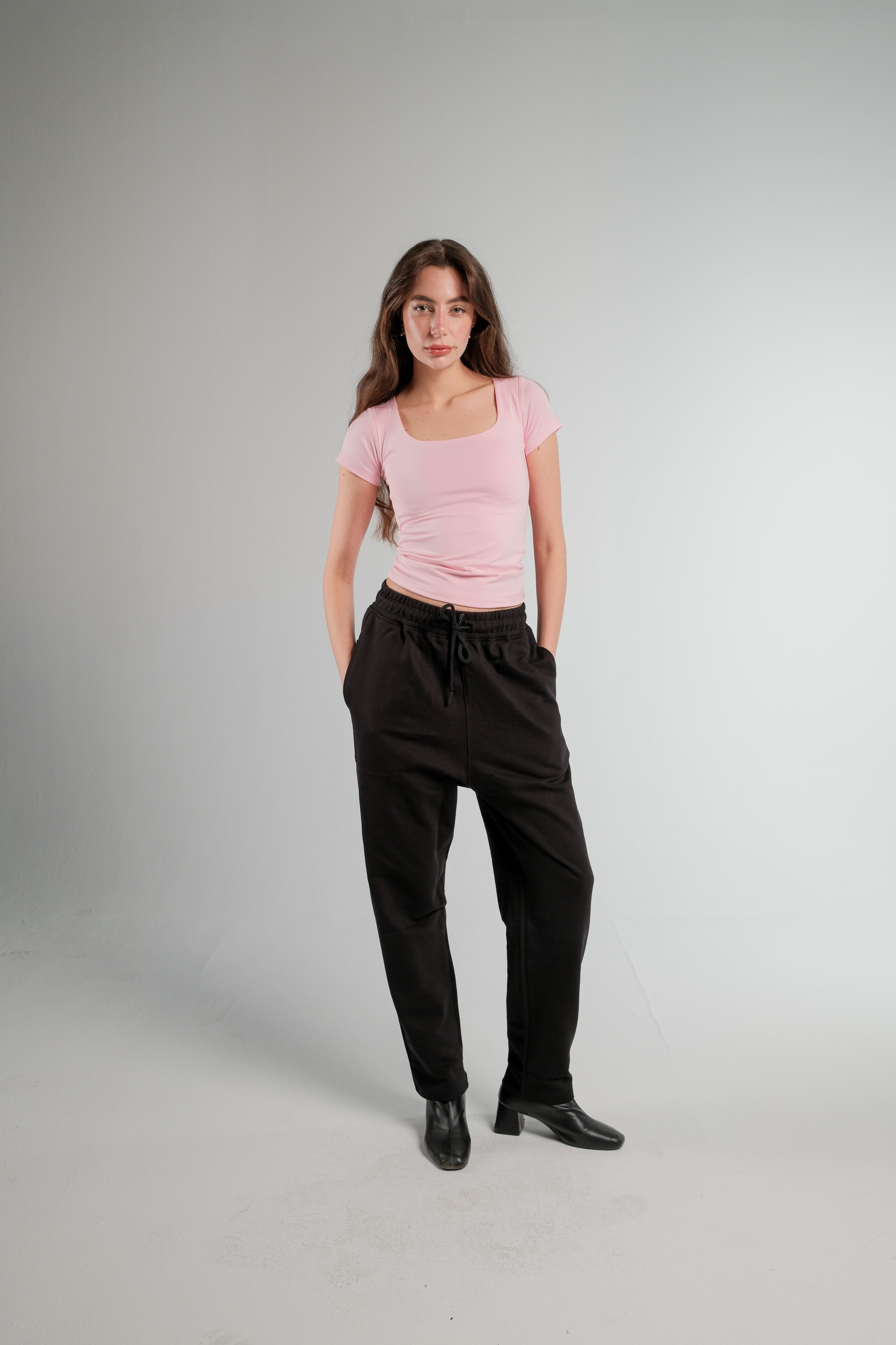 Essenz Straight Leg Sweatpants
