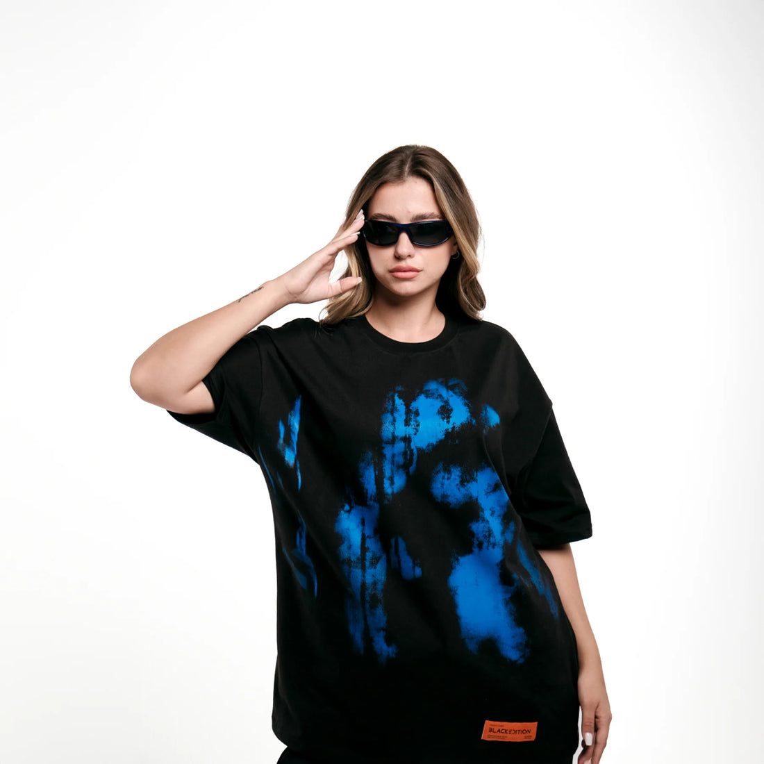 Black Edition Blue Shadow Oversized T-shirt