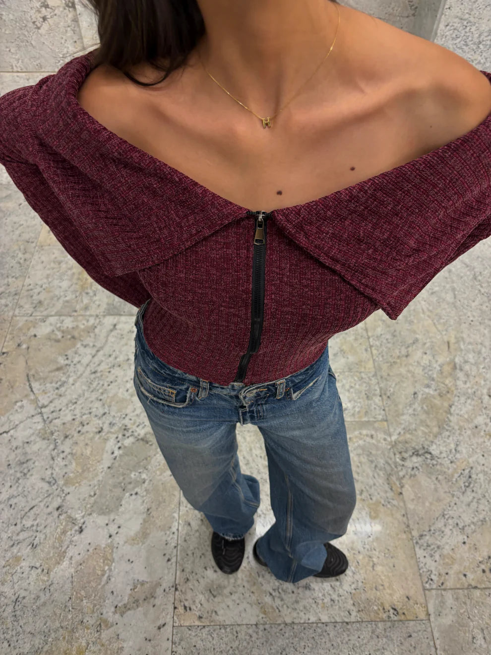KUJI Refined Zipper Top
