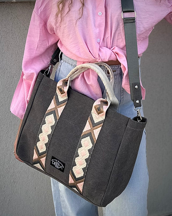 Deeda Zeina Tote Bag