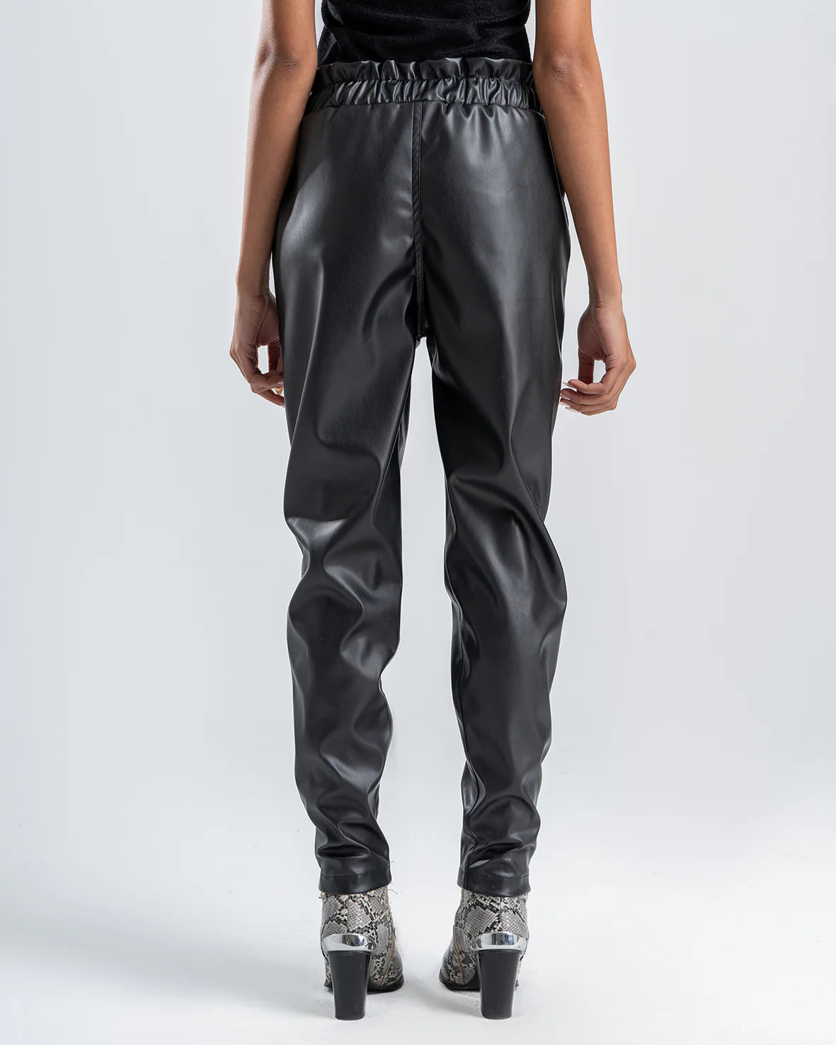 kntd W Leather pant 2555