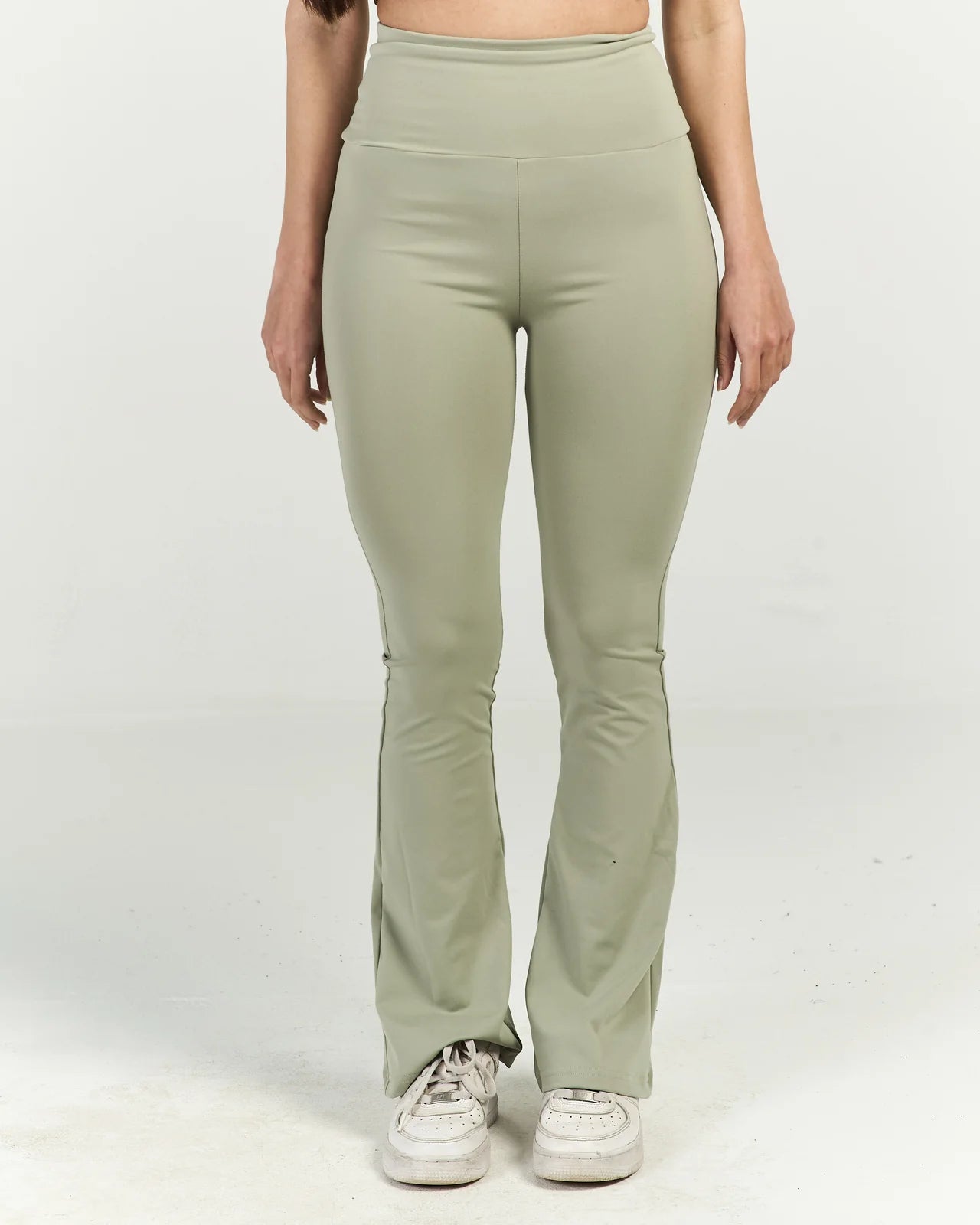 Versattire Flared Pants
