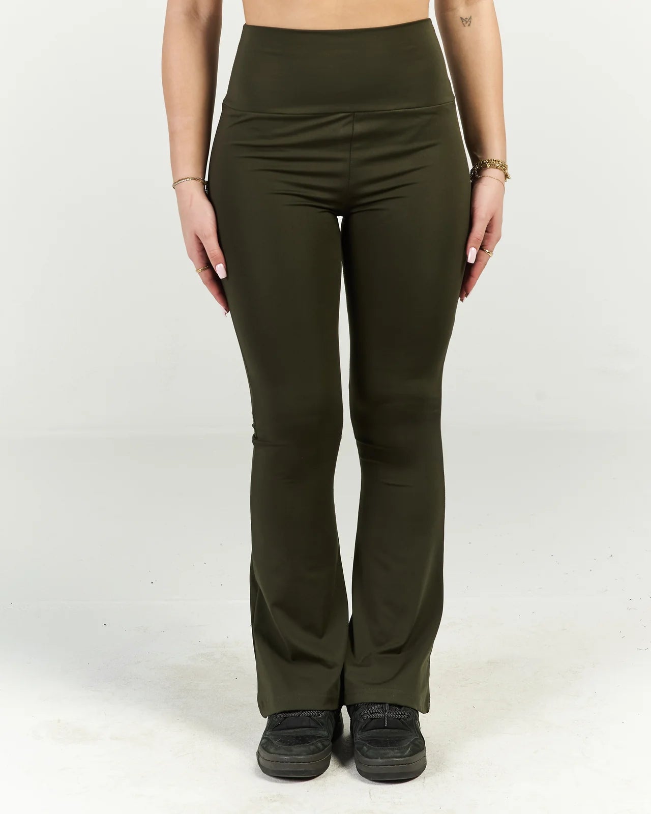 Versattire Flared Pants