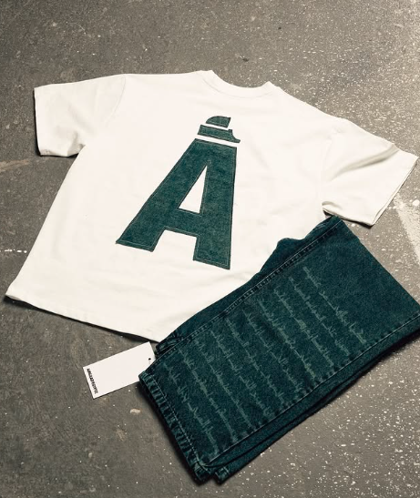 Abyad Denim Tee