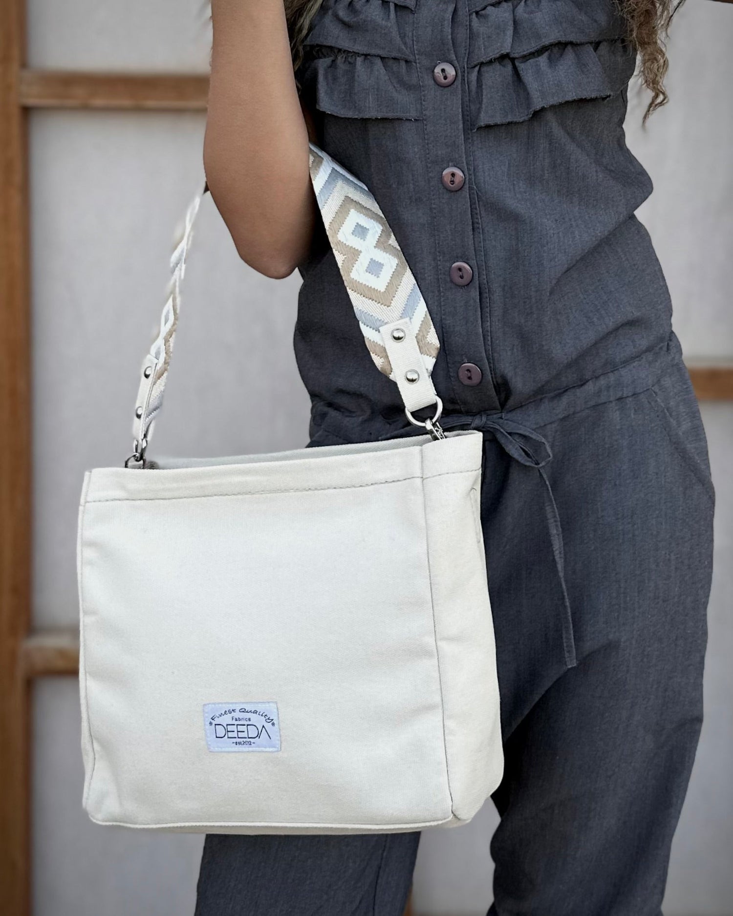 Deeda Layal Mini
