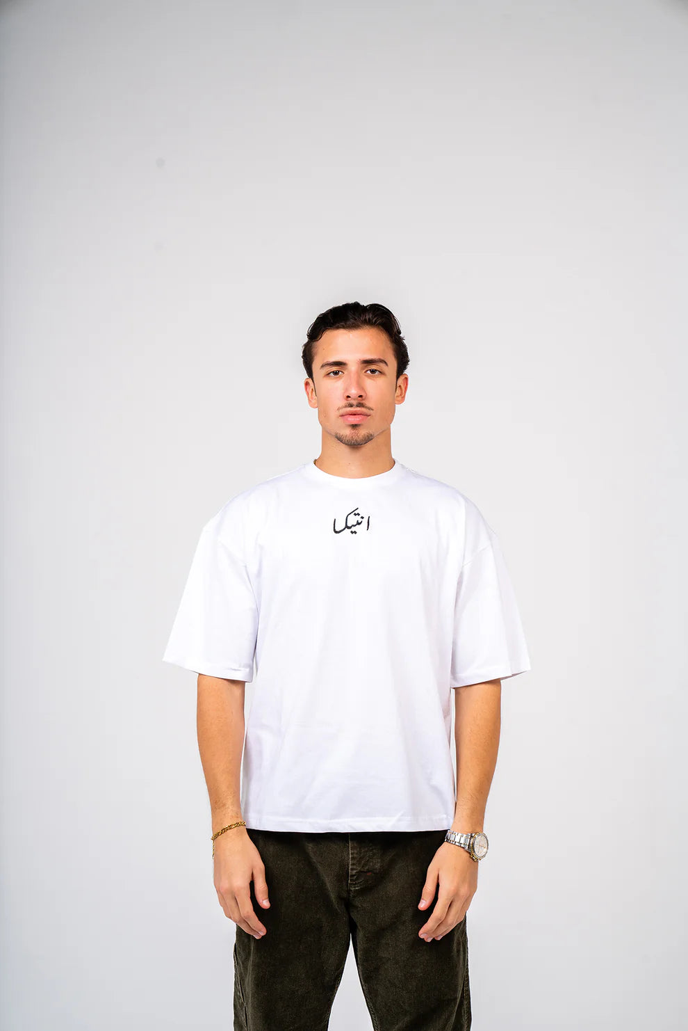 Antikka Malek Farouk Tee